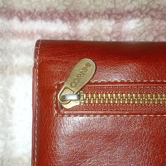 Cornmi womens leather wristlet - Picture 4 of 16